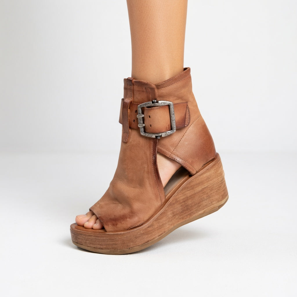 Nicolet — Zapatos de cuña abiertos de estilo moderno