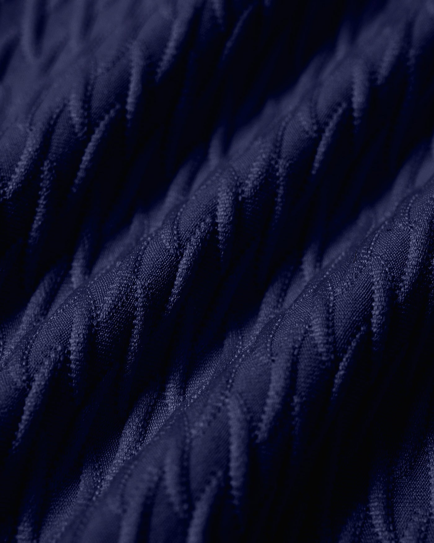 Conjunto de bikini de triángulos con textura en azul real