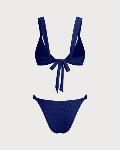 Conjunto de bikini de triángulos con textura en azul real