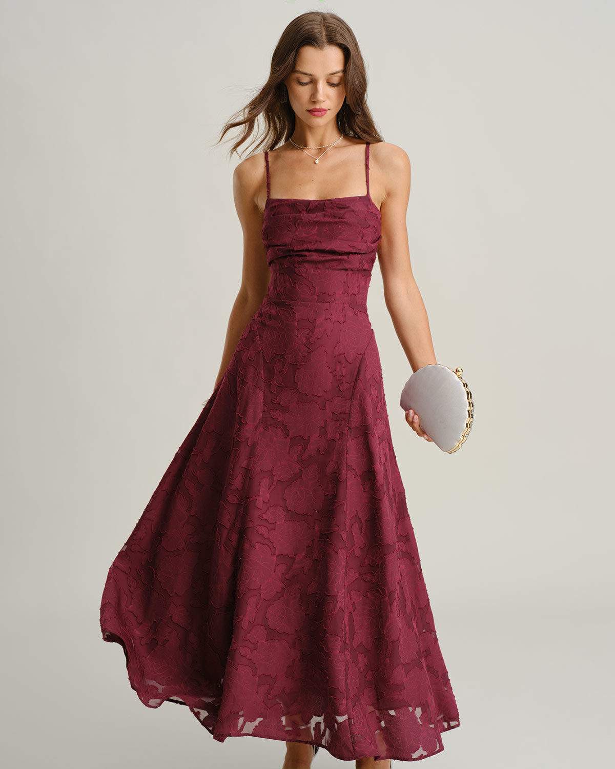 Vestido largo liso de jacquard color burdeos